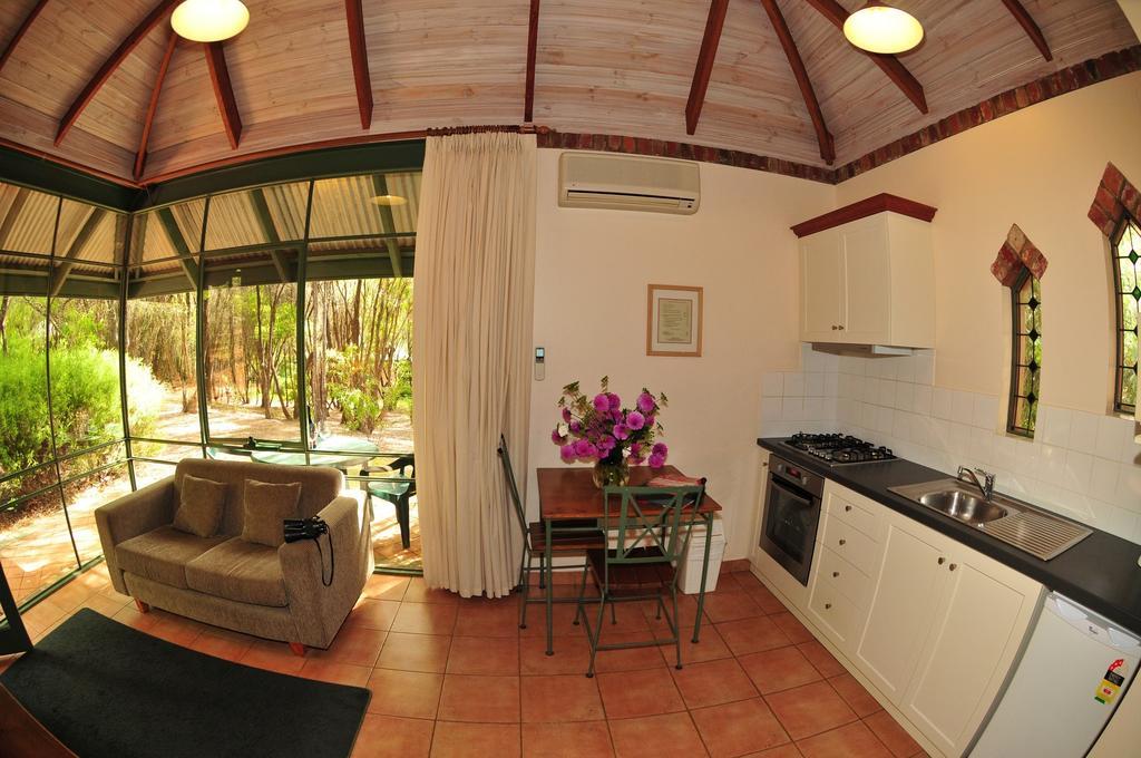 Waterfall Cottages Margaret River Oda fotoğraf